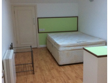 3 bedroom flat